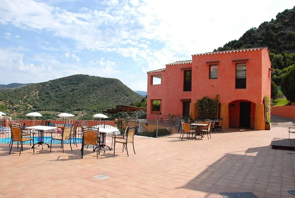 Sosventos Village Hotel تويلادا 3*,