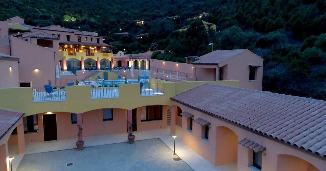 Sosventos Village Hotel تويلادا
