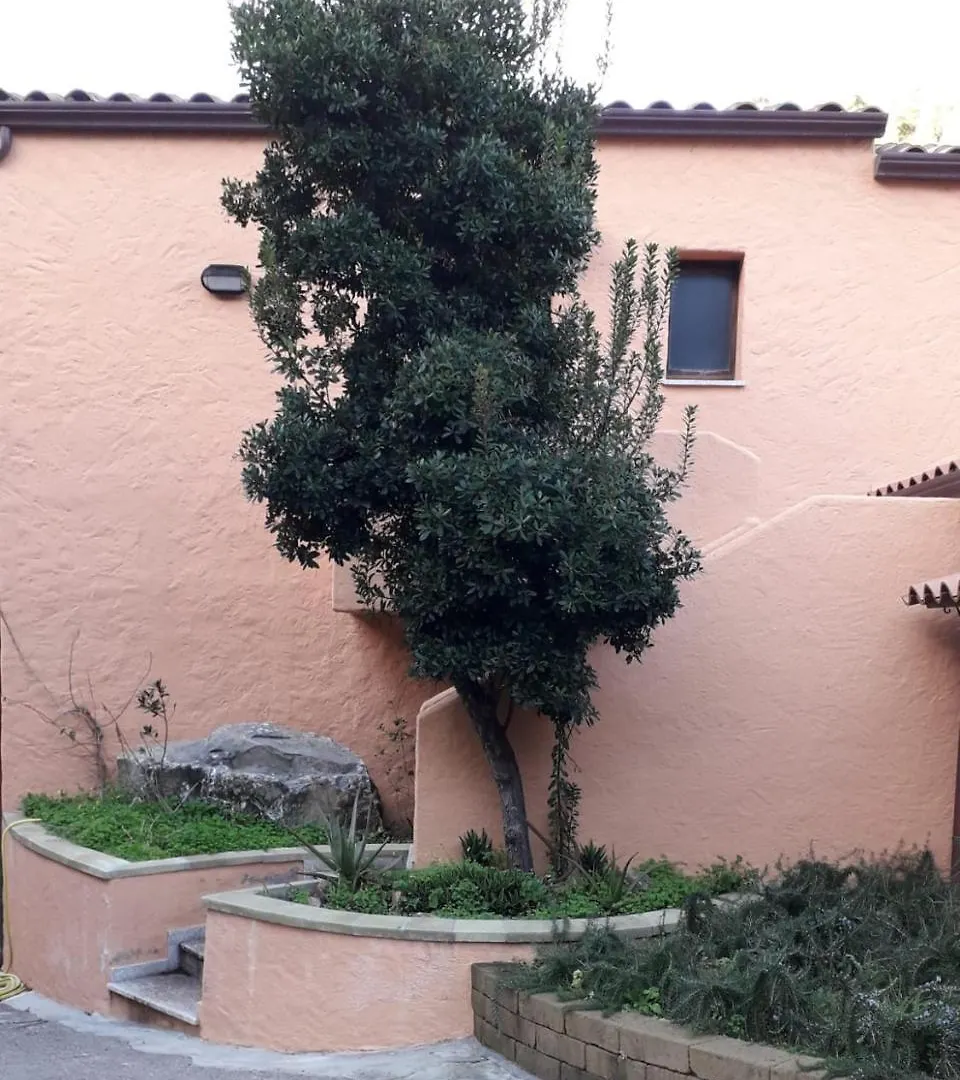 Sosventos Village Hotel تويلادا